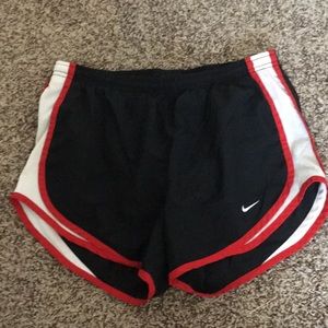 Nike women’s tempo shorts, size S